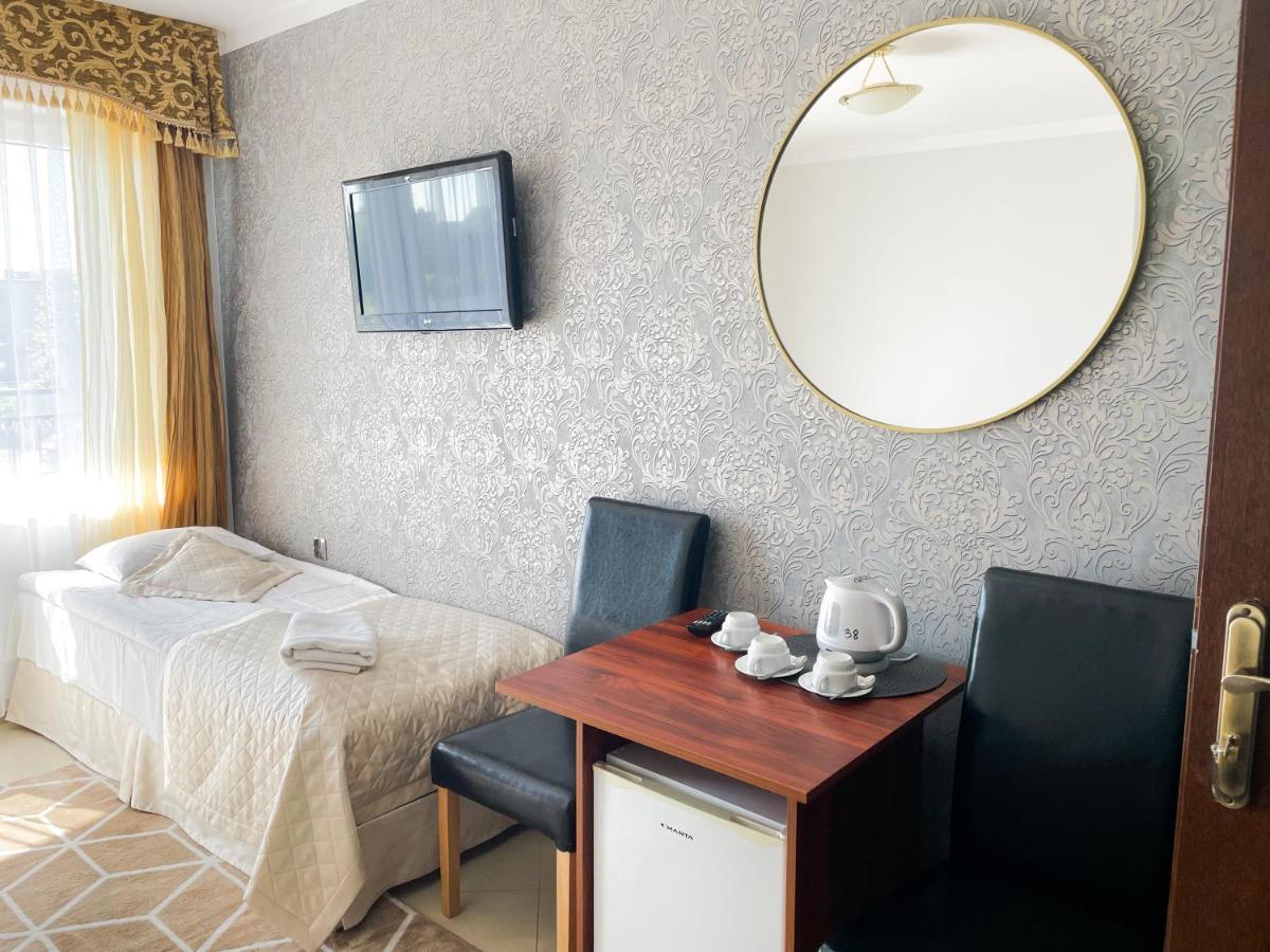 Osrodek Wczasowy Rewa Hotel Exterior foto